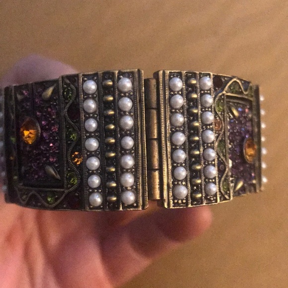 Wide Heidi Daus Bangle - Picture 2 of 4